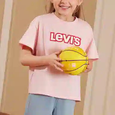 Levi's T