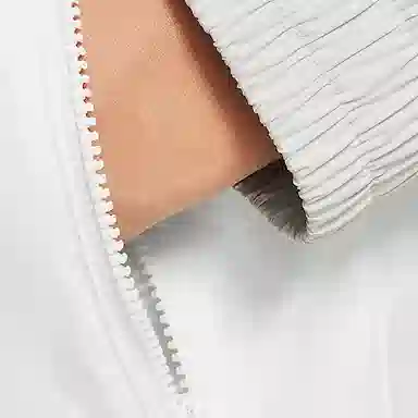 Nike Sportswear Windrunner Stain Repel logo