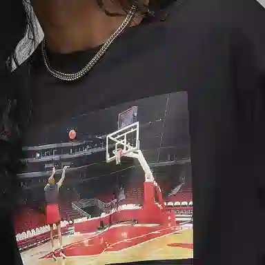 Jordan BrandUNDEFEATED T