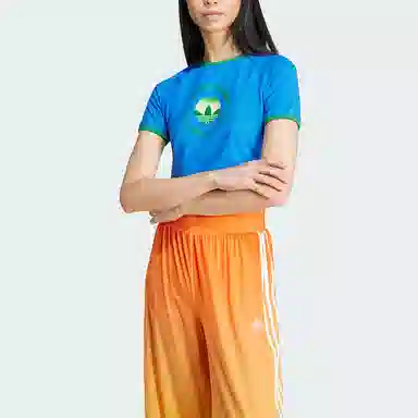 adidas originals GRAPHICS T-SHIRT logo T