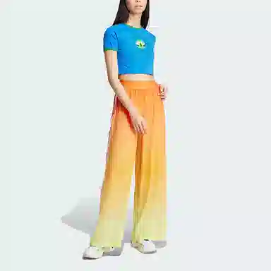 adidas originals GRAPHICS T-SHIRT logo T