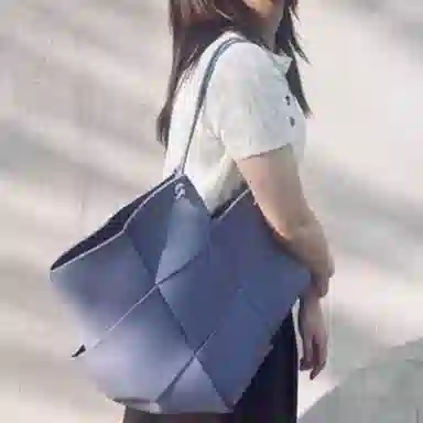 BOB ORE BLUE COLLECTION Tote