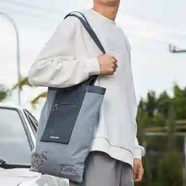 LiNing x Disney Dumbo Denim Blue