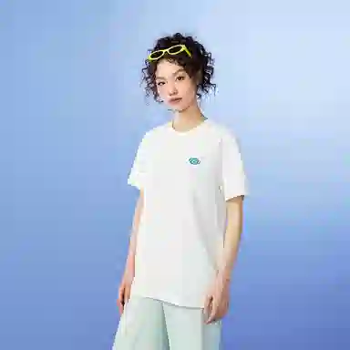 Skechers Logo T