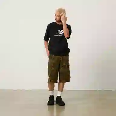 New Balance Logo T