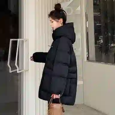 鸭鸭 连帽宽松中长款羽绒服 女款 黑色