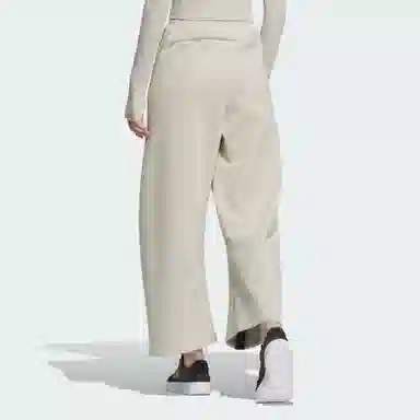 adidas FW24 FUTURE STYLE PRE WOVEN Logo