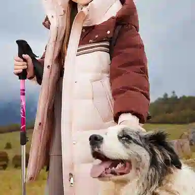 鸭鸭 云朵系列 简约大方中长连帽羽绒服 青少年