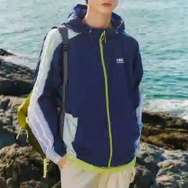 特步 拼色休闲运动风衣 男女同款 墨韵蓝/盐绿色