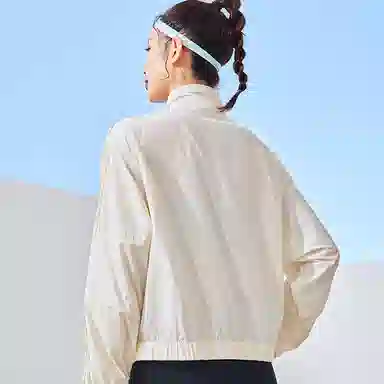 鸿星尔克 冰感系列 字母印花休闲立领工装夹克外套 女款 奶酪白