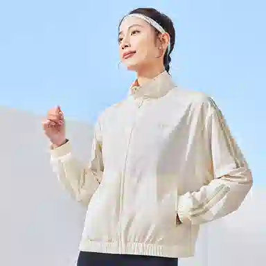 鸿星尔克 冰感系列 字母印花休闲立领工装夹克外套 女款 奶酪白