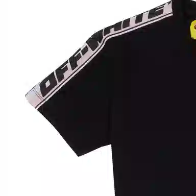OFF-WHITE T