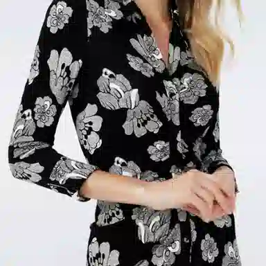 DIANE VON FURSTENBERG V