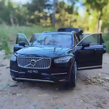 XC90 VOLVO118 SUV