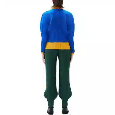 PLEATS PLEASE ISSEY MIYAKE