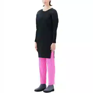 PLEATS PLEASE ISSEY MIYAKE