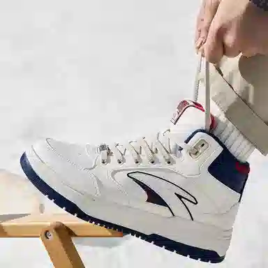 Anta 982