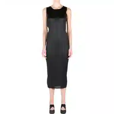 PLEATS PLEASE ISSEY MIYAKE