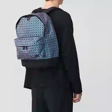 ISSEY MIYAKE Kuro