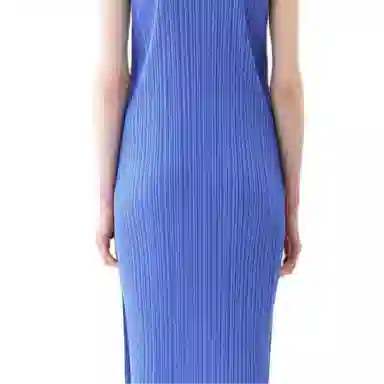 PLEATS PLEASE ISSEY MIYAKE