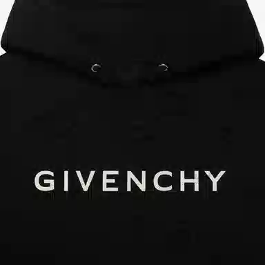 GIVENCHY