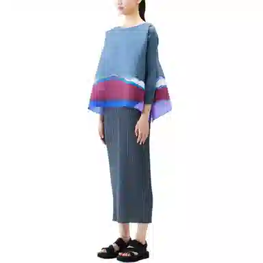 PLEATS PLEASE ISSEY MIYAKE T