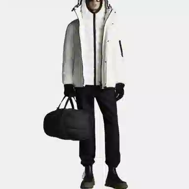 Moncler FW22 Logo