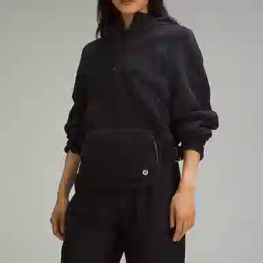 lululemon Everywhere Logo Large Belt Bag Black Gold