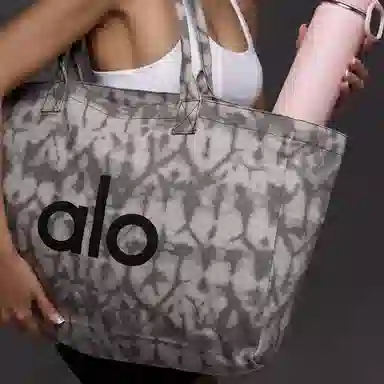 Alo Iconic Shopper