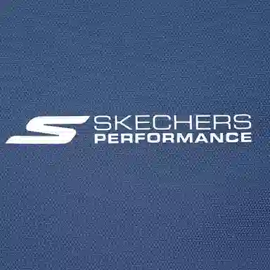 Skechers GODRI SS25 logoPolo