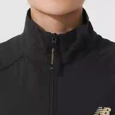 New Balance SS25 Logo Zipper Jacket Black
