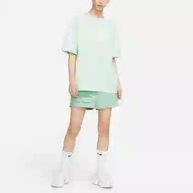 Nike Sportswear Essential