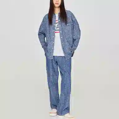 Lee x have a good time