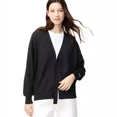 UNIQLO x Anya Hindmarch FW24