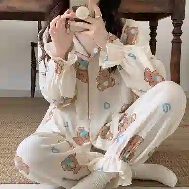 欧迪芬 亲肤柔软舒适透气绉布长袖开衫翻领可爱印花甜美长裤睡衣套装 女款 白色