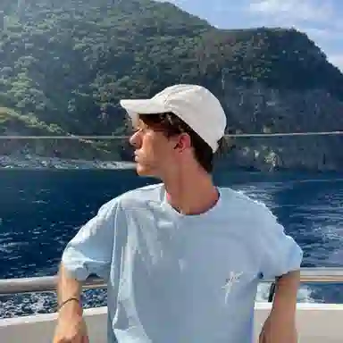 RASS Falling Star Print Crewneck T-Shirt