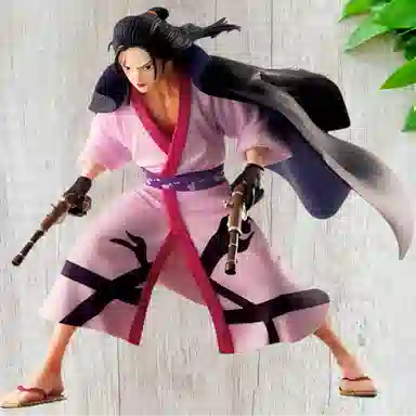 BANPRESTO e 10cm