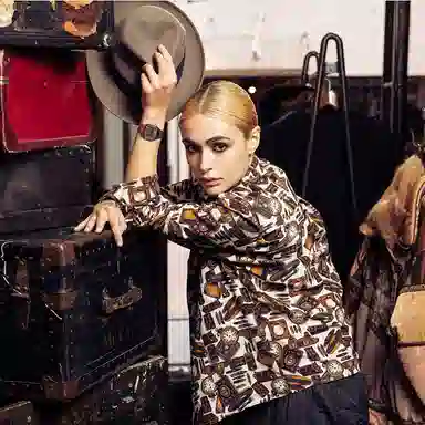 CASIO Retro Red Dial