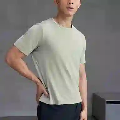 Under Armour Motion T