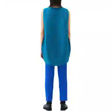 PLEATS PLEASE ISSEY MIYAKE