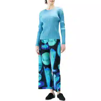 PLEATS PLEASE ISSEY MIYAKE