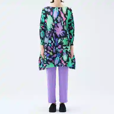 PLEATS PLEASE ISSEY MIYAKE