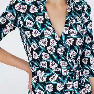 DIANE VON FURSTENBERG V