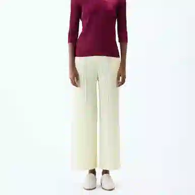 PLEATS PLEASE ISSEY MIYAKE