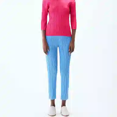 PLEATS PLEASE ISSEY MIYAKE