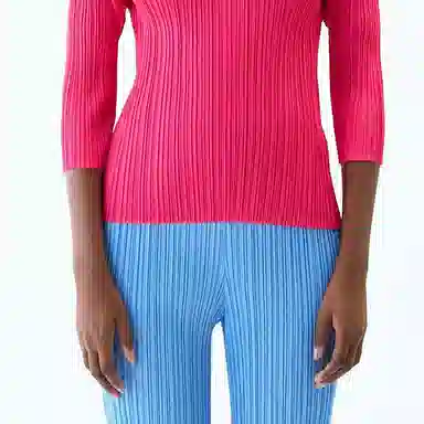 PLEATS PLEASE ISSEY MIYAKE