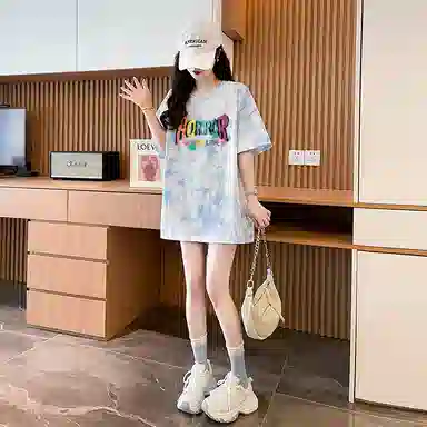 LAKESI T