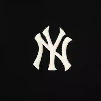 New Era x MLB FW23 Yankees Logo Crewneck Black