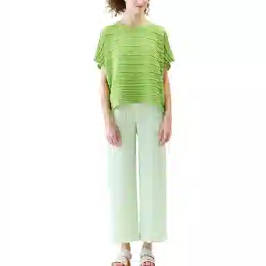 PLEATS PLEASE ISSEY MIYAKE