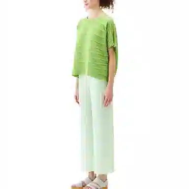 PLEATS PLEASE ISSEY MIYAKE